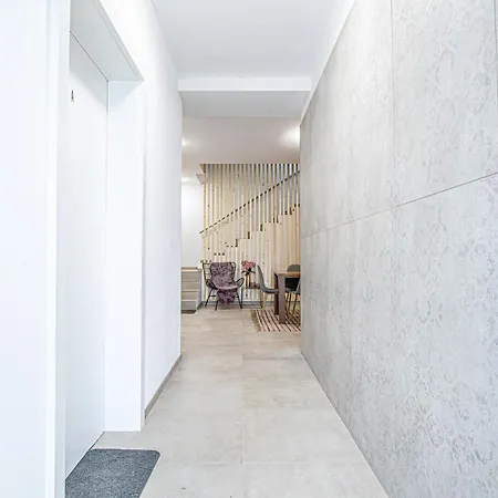 Apartment Elegant & Air Condition 5br - By The Danube River Krems an der Donau
