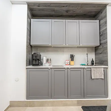 Appartement Elegant & Air Condition 5br - By The Danube River *